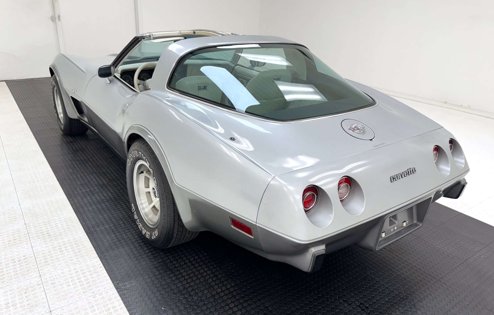 1978 Chevrolet Corvette - 25th Anniversary Coupe, foto 6