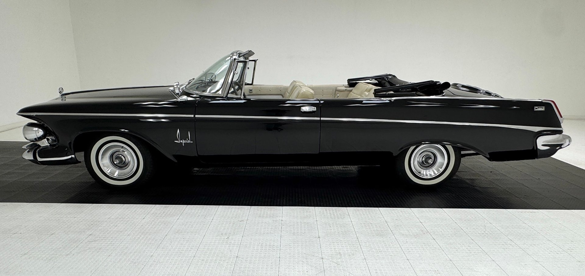 1963 Chrysler Imperial - Crown Convertible, foto 4