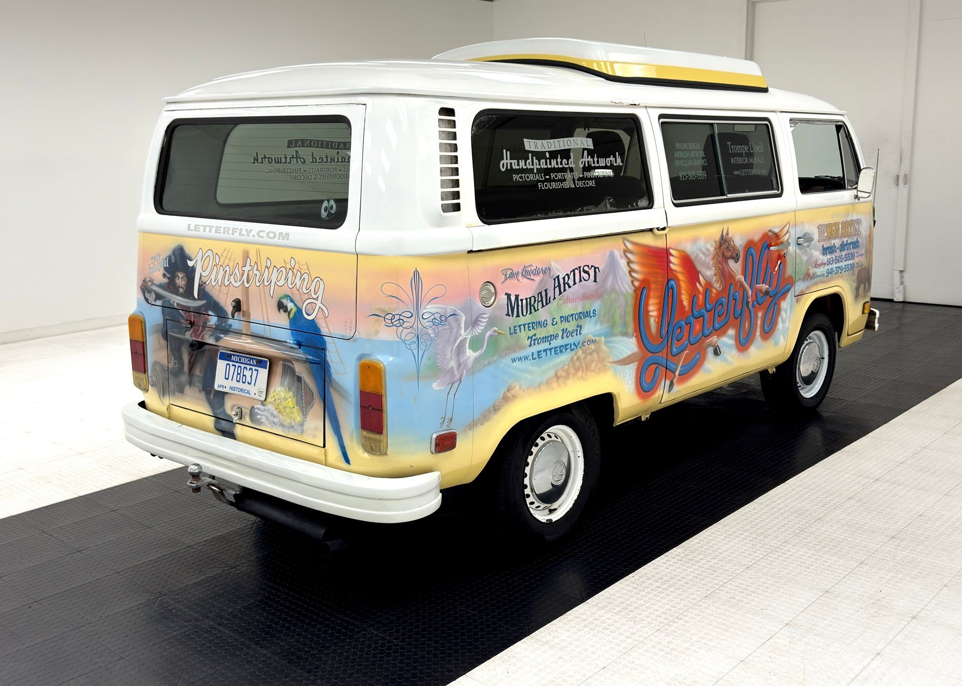 1976 VW Type 2 - Kombi Bus, foto 6