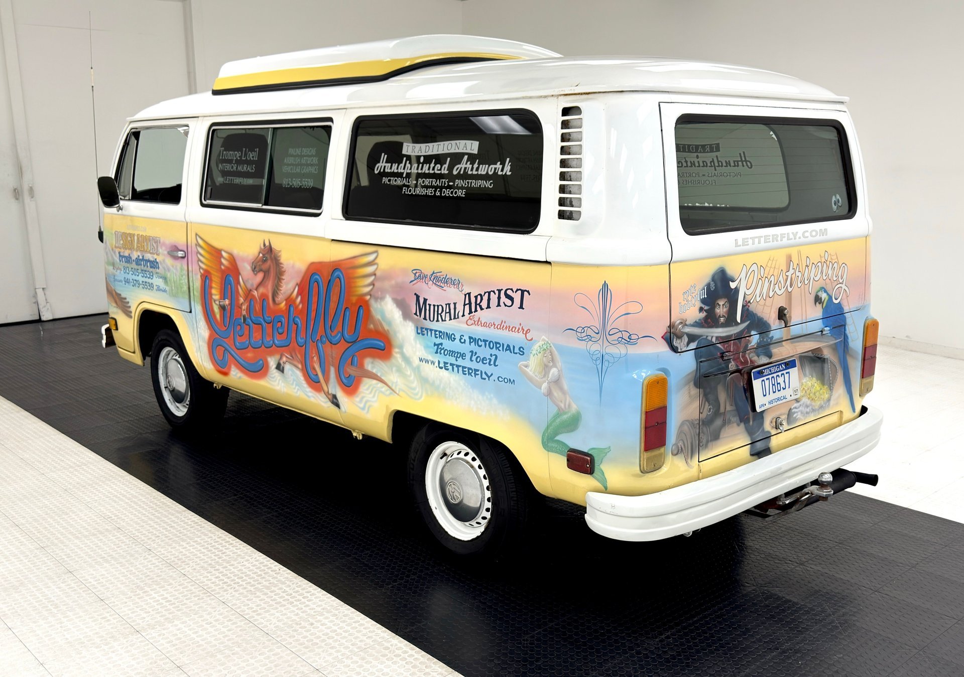 1976 VW Type 2 - Kombi Bus, foto 4
