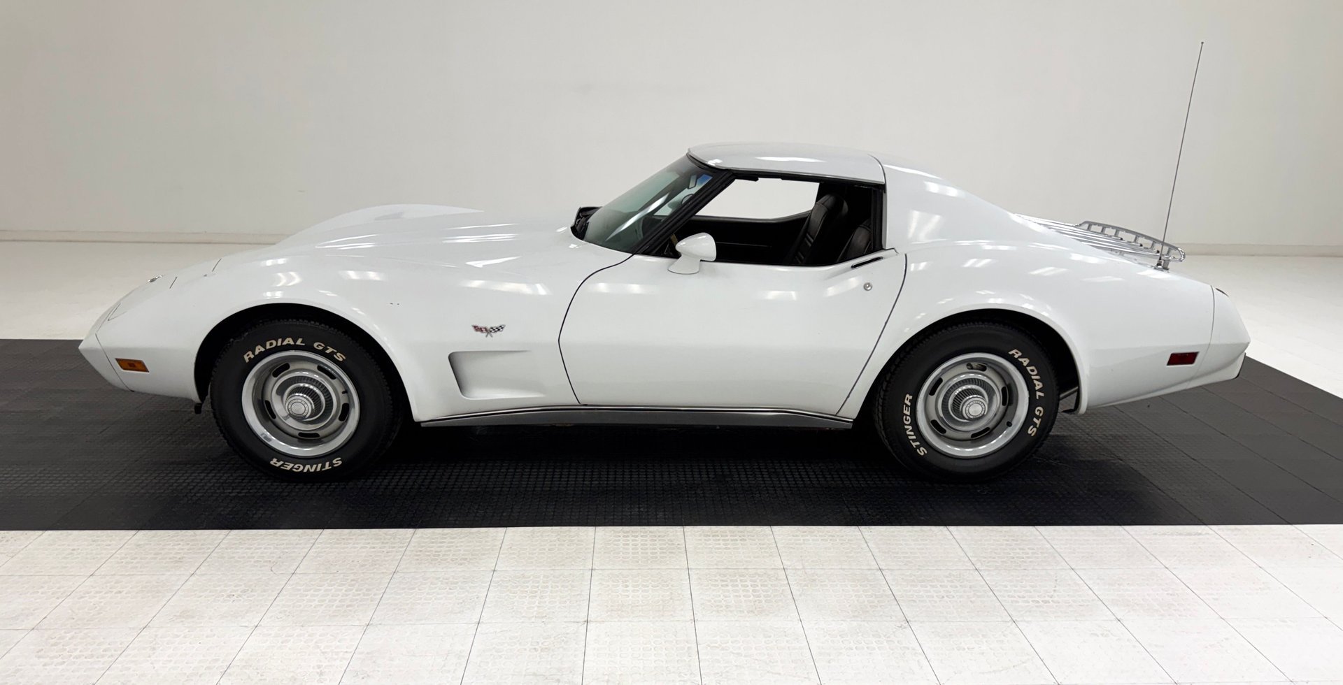 1977 Chevrolet Corvette - Coupe, foto 3