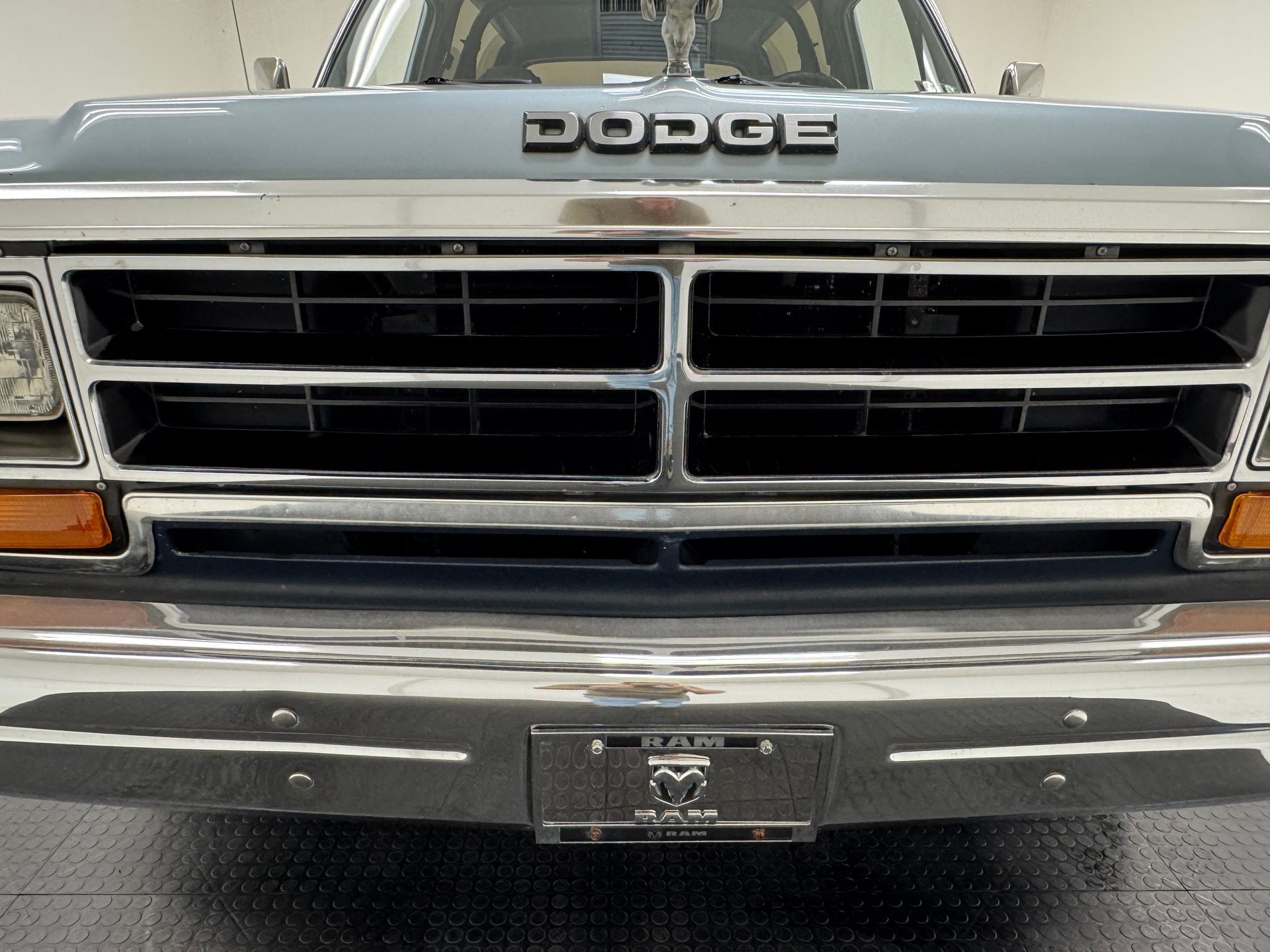 1987 Dodge RAM - 150 LE, foto 9