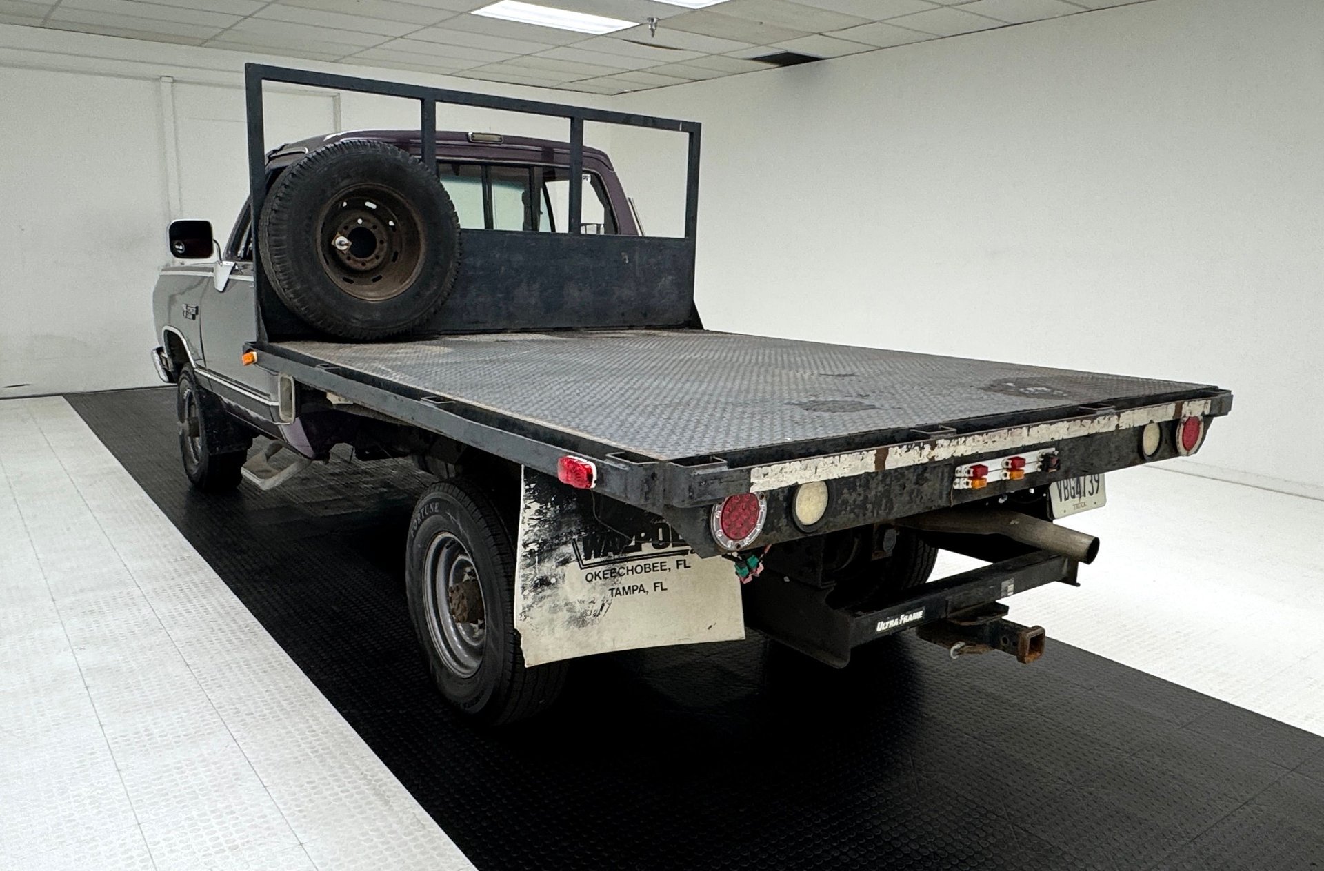 1989 Dodge Pickup - LE 4x4 Flatbed Pickup, foto 3