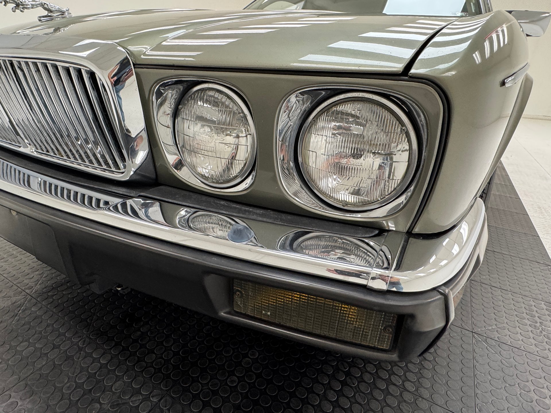 1989 Jaguar XJ40 - Vanden Plas 4 Door Saloon, foto 12