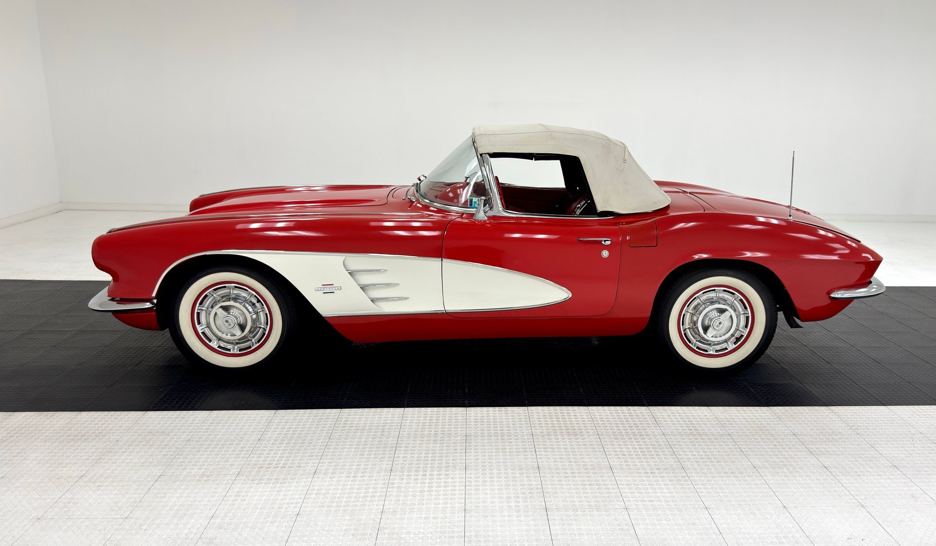 1961 Chevrolet Corvette - Convertible, foto 3