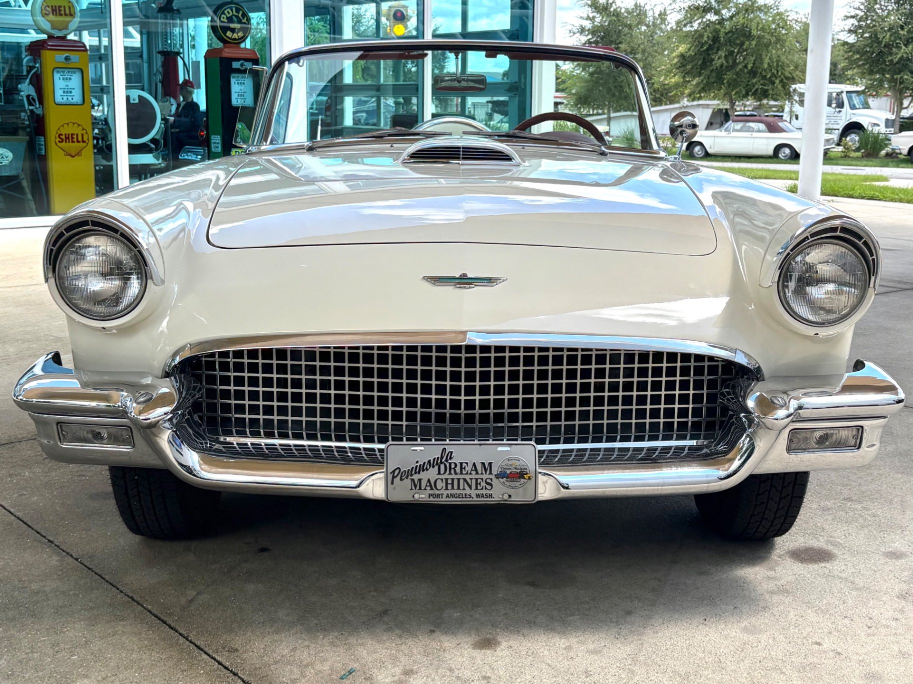 1957 Ford Thunderbird, foto 2