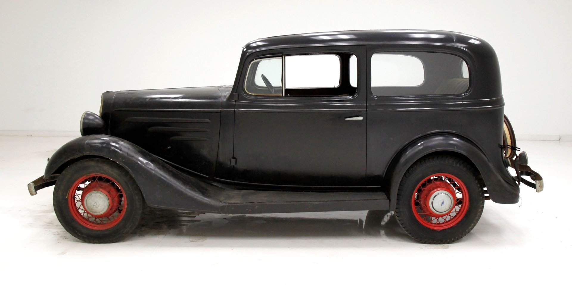 1934 Chevrolet Standard - 2 Door Sedan, foto 2