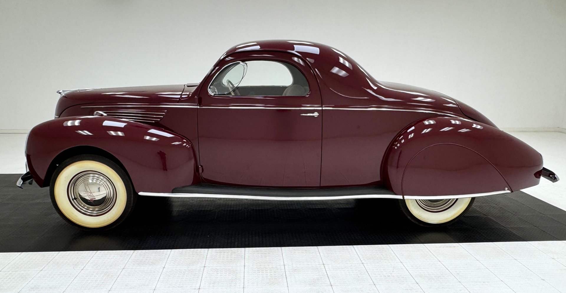 1938 Lincoln Zephyr - Coupe, foto 2