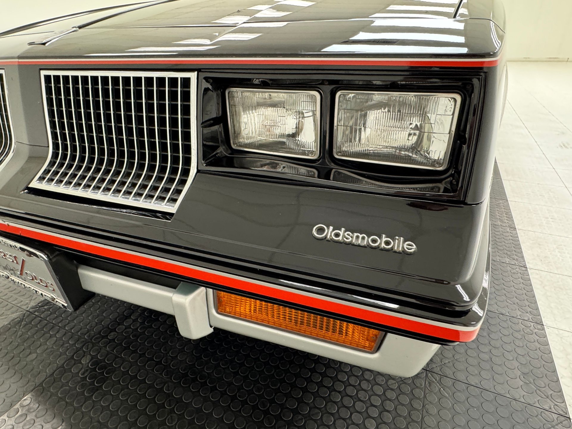 1983 Oldsmobile Cutlass - Hurst/Olds 15th Anniversary 2 Door Hardtop, foto 11