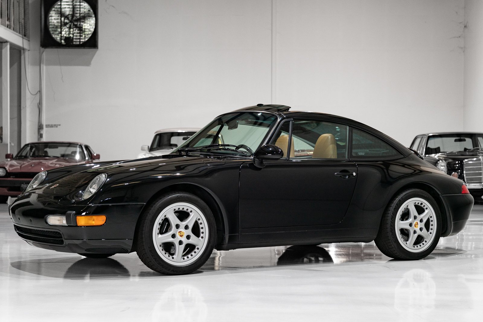 1996 Porsche 911 / 993 Carrera - CARRERA TARGA (SIX-SPEED MANUAL) SIX-SPEED MANUAL, foto 2