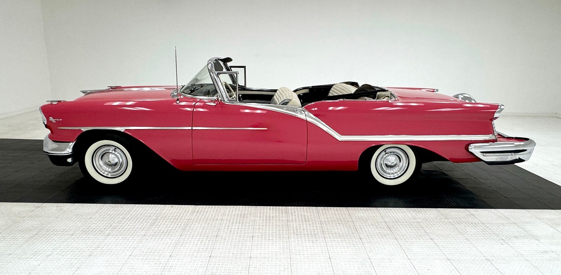1957 Oldsmobile Super 88 - Convertible, foto 2