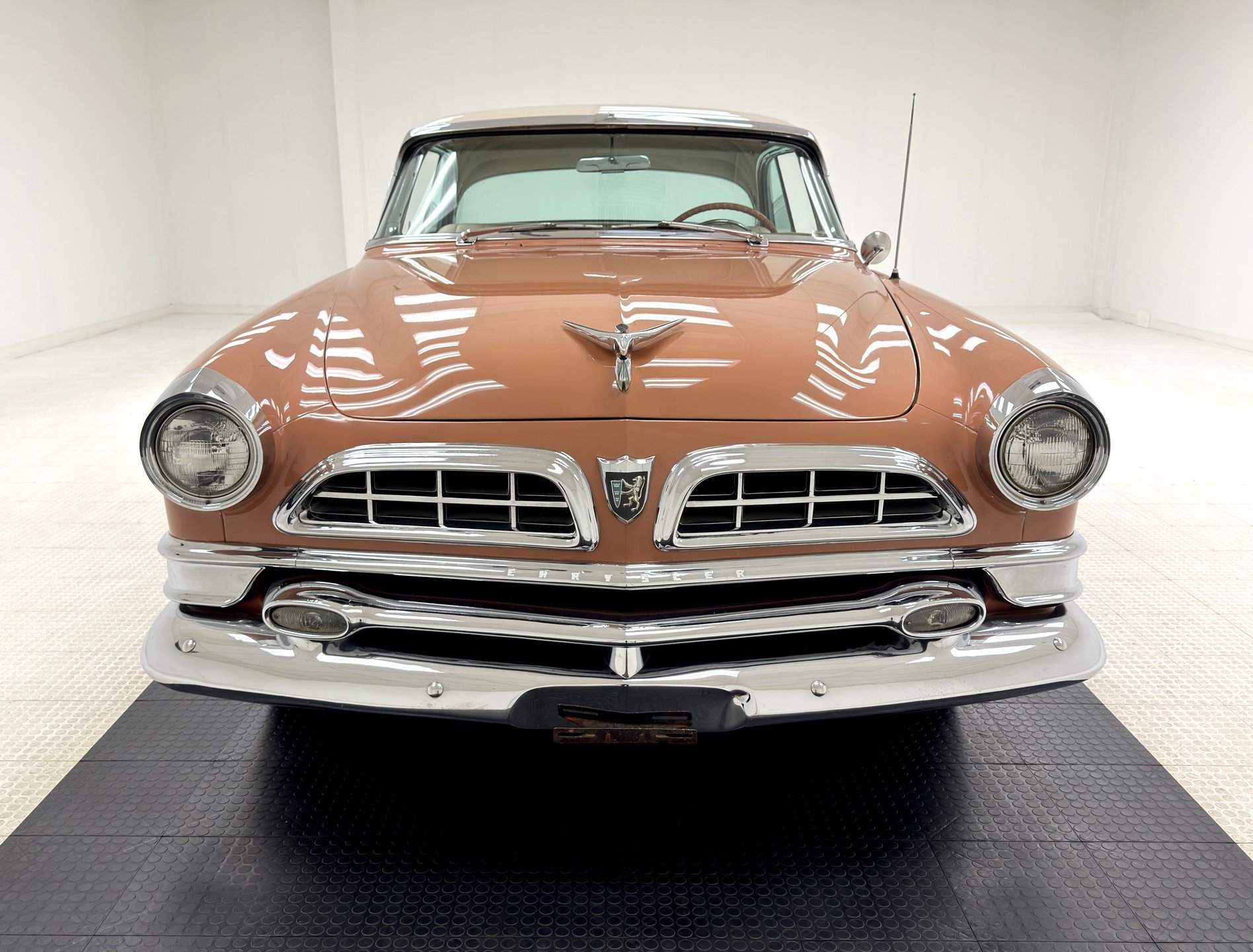 1955 Chrysler New Yorker - Deluxe Hardtop, foto 8