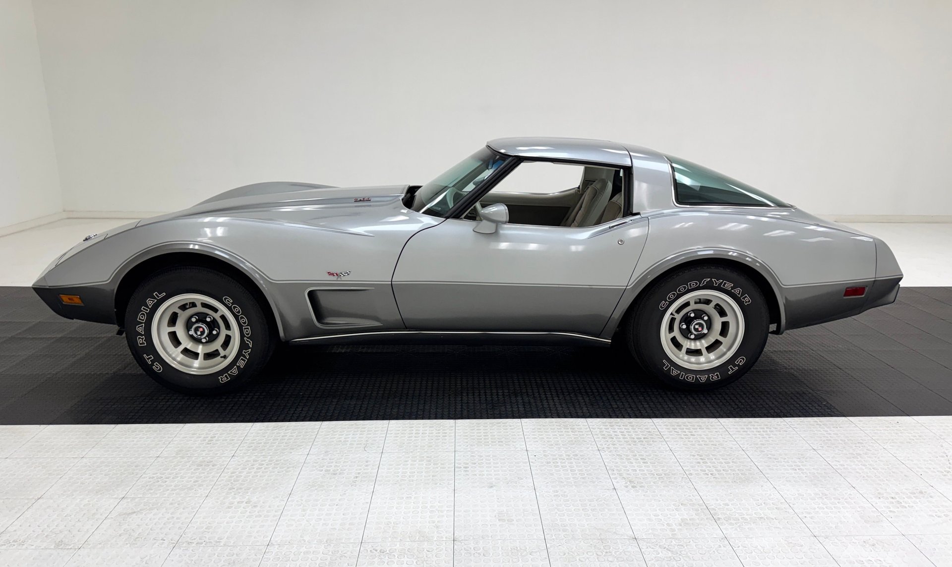 1978 Chevrolet Corvette - 25th Anniversary Coupe, foto 3