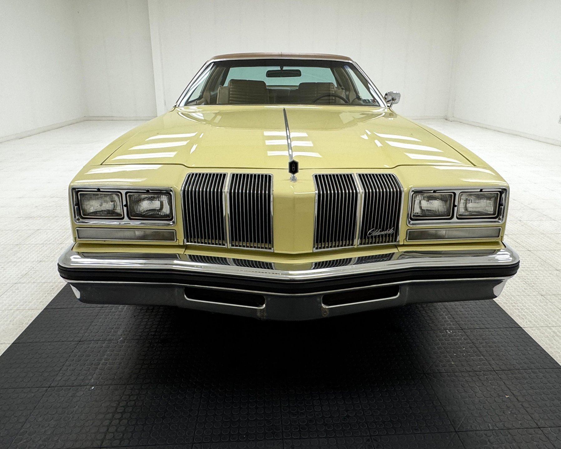 1976 Oldsmobile Cutlass - Salon Hardtop, foto 8