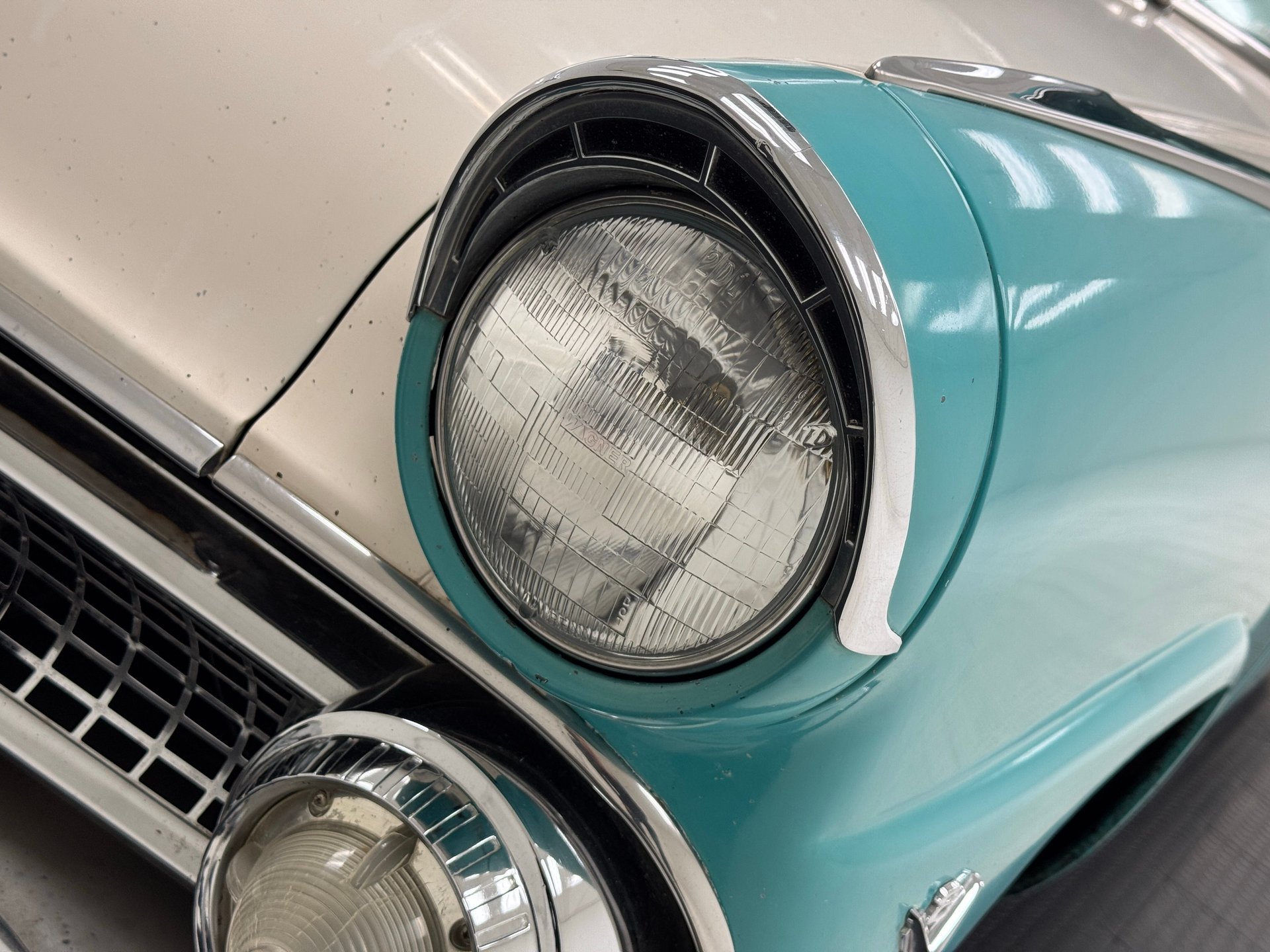 1955 Ford Fairlane - Town Sedan, foto 12