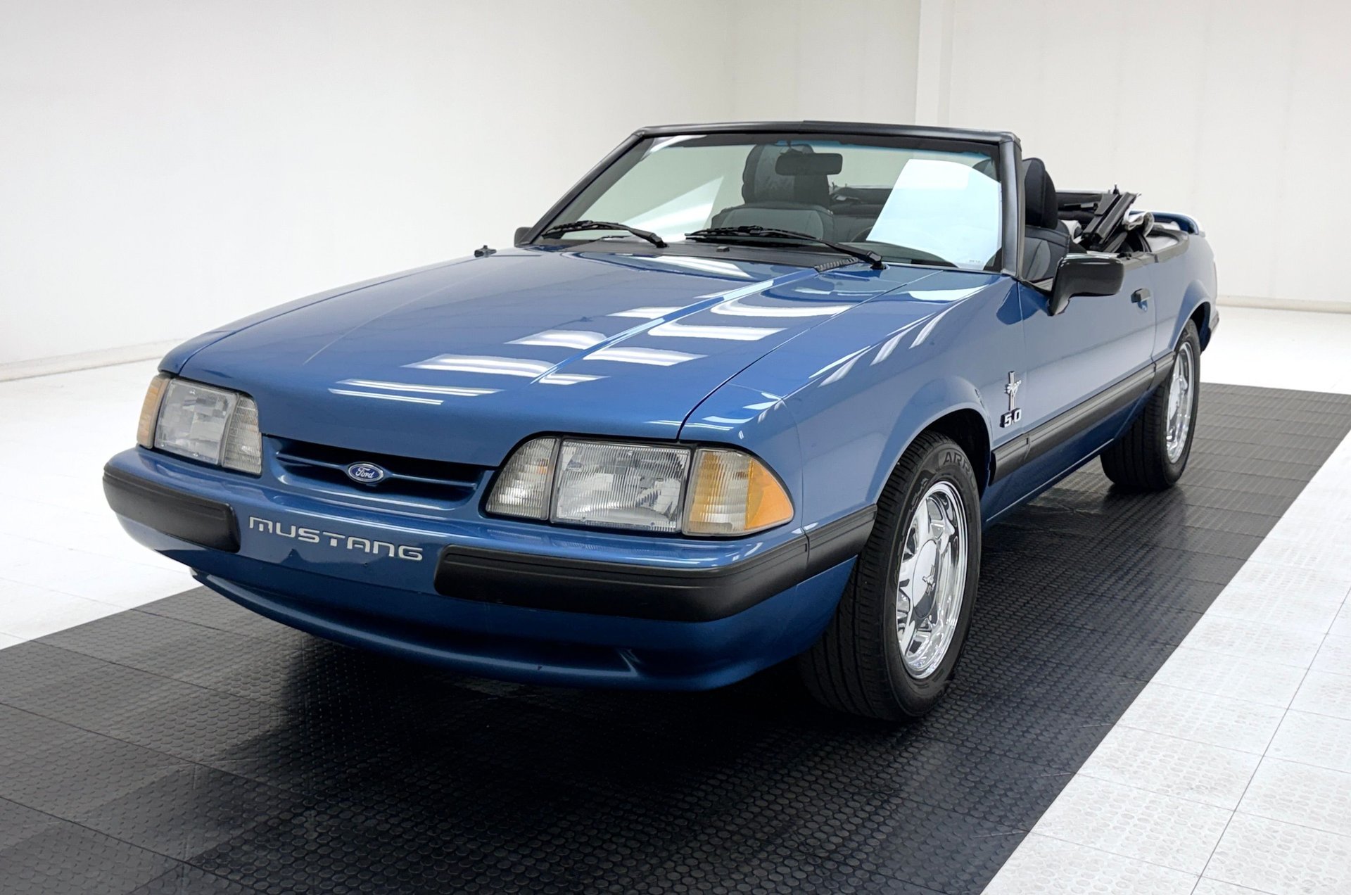 1989 Ford Mustang - LX Convertible, foto 2