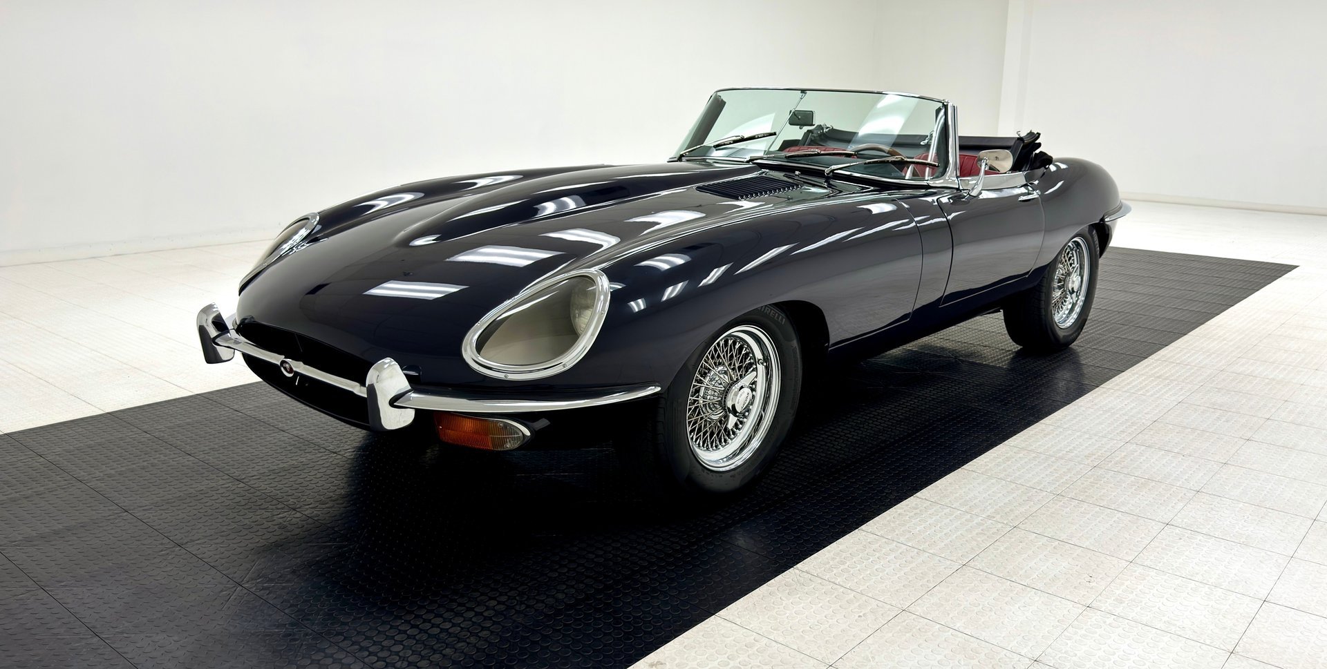 1969 Jaguar E-Type SII - Series II Roadster, foto 3