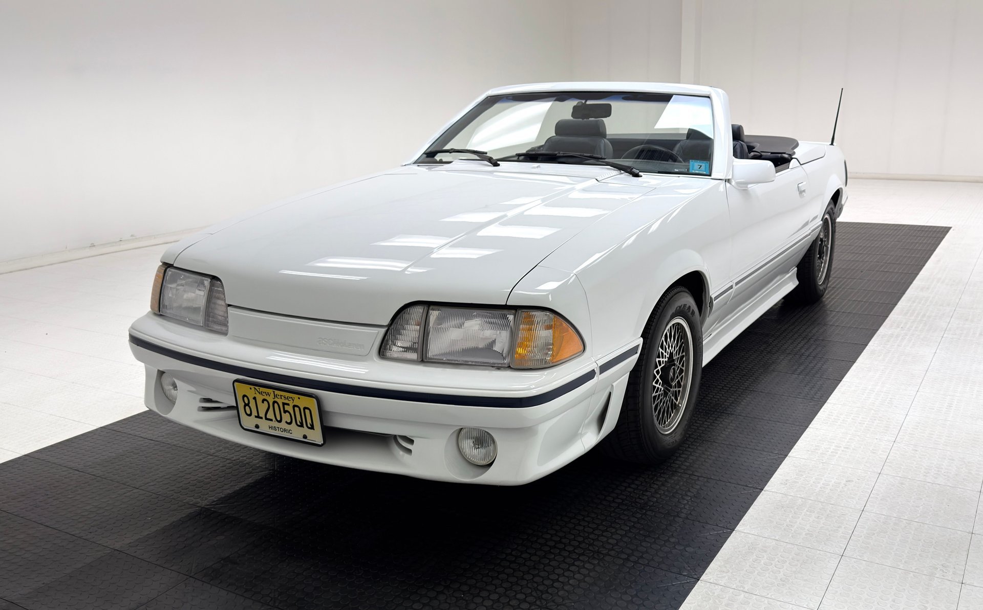 1987 Ford Mustang - Mustang Convertible, foto 2