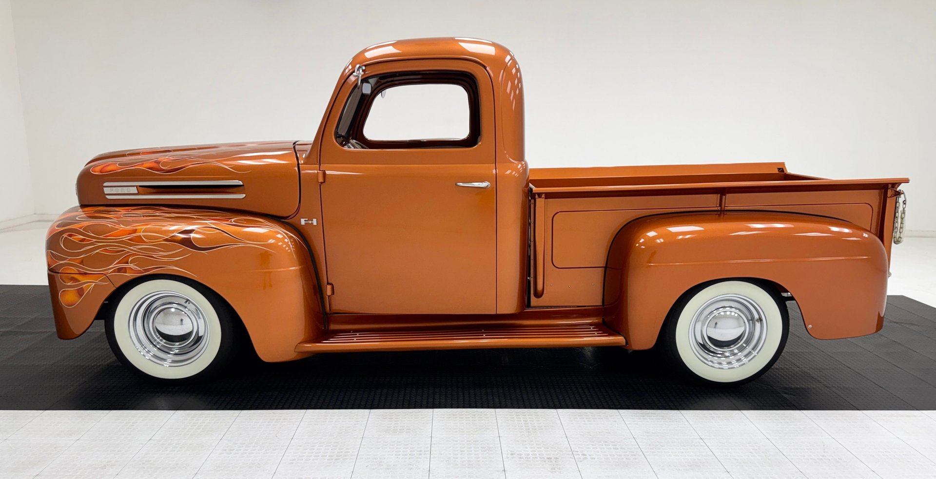 1948 Ford F1 - Pickup, foto 2