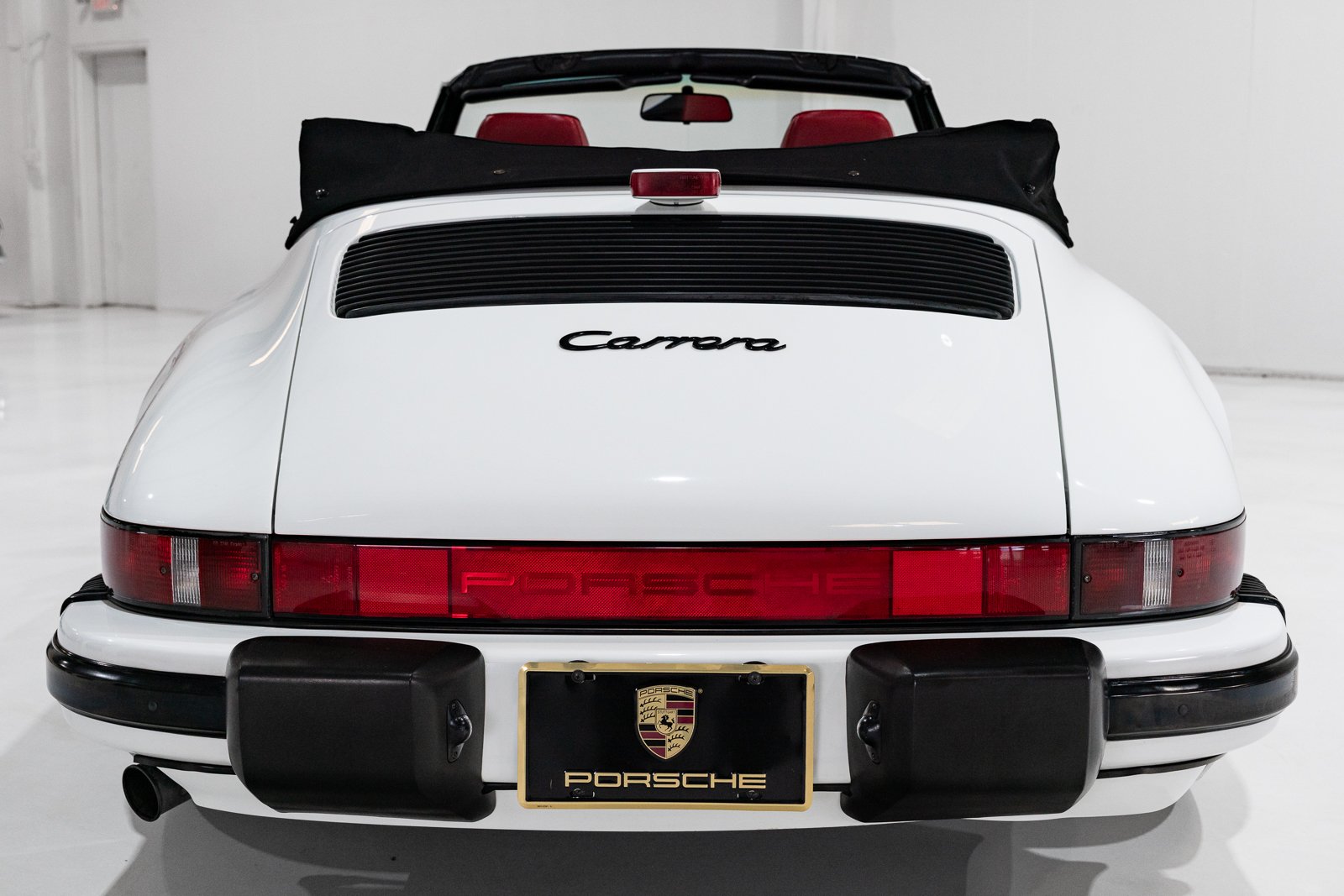 1989 Porsche 911 "G" - CARRERA 3.2 CABRIOLET (G50 FIVE-SPEED, ONLY 35,168 MILES) G50 FIVE-SPEED, ONLY 35,168 MILES, foto 10
