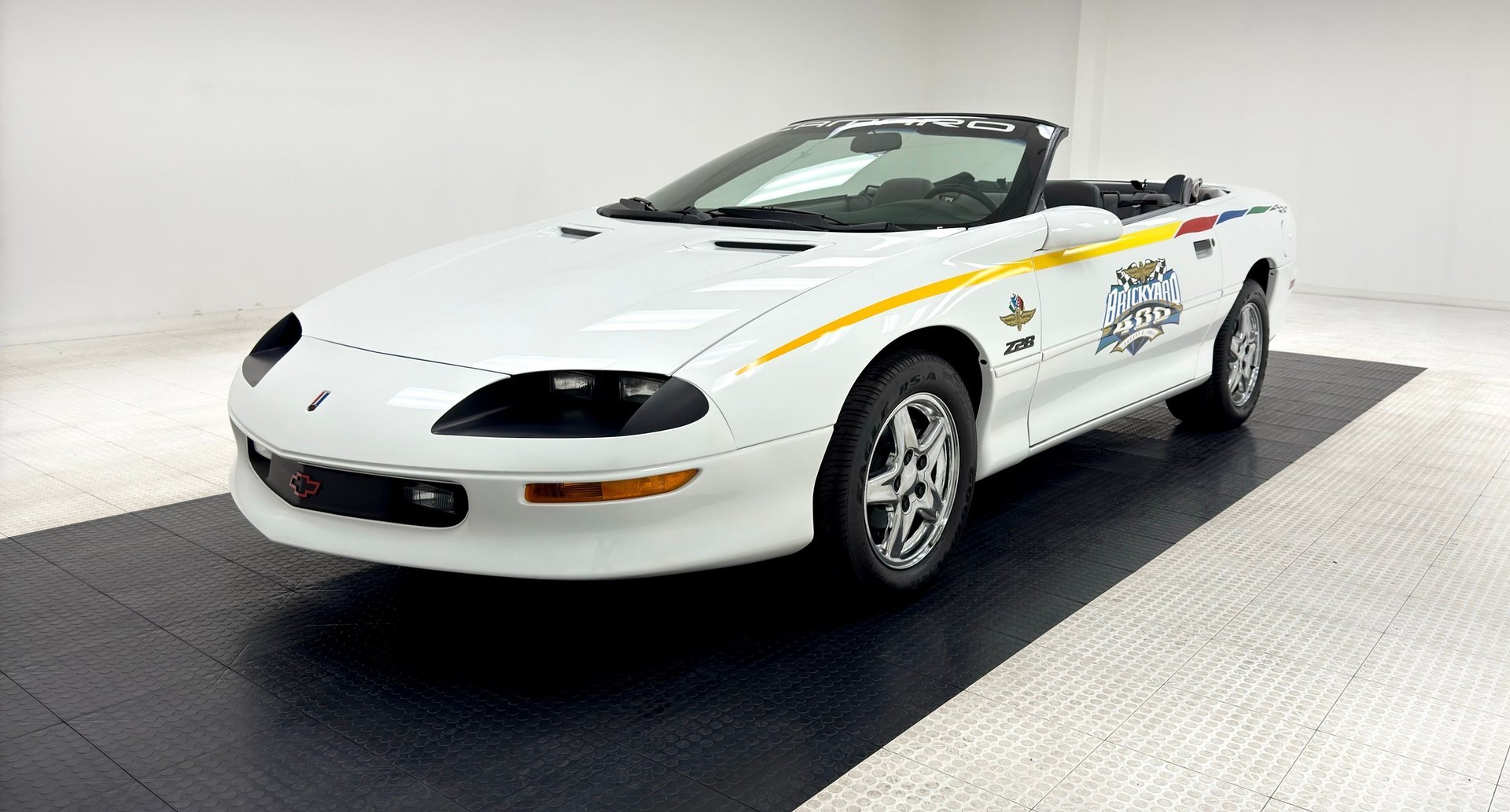 1997 Chevrolet Camaro - Z28, foto 2