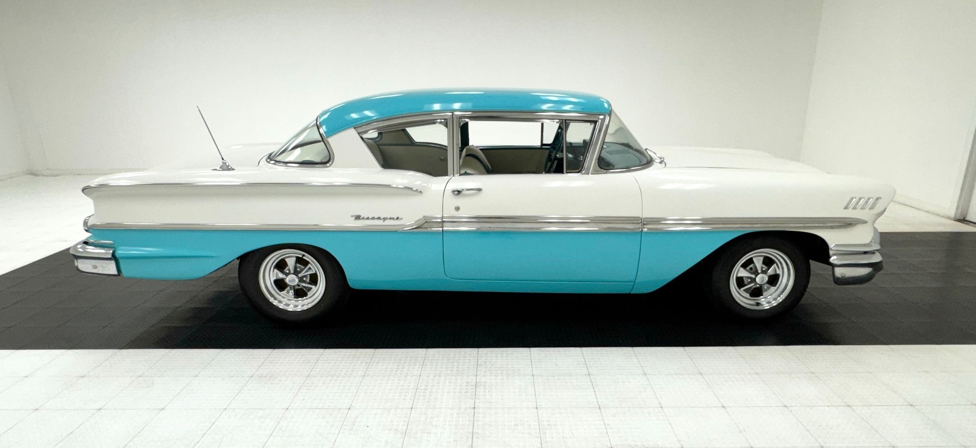 1958 Chevrolet Biscayne - 2 Door Sedan, foto 6