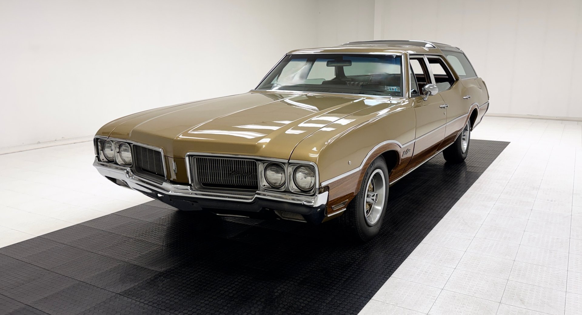 1970 Oldsmobile Vista Cruiser - Station Wagon, foto 1