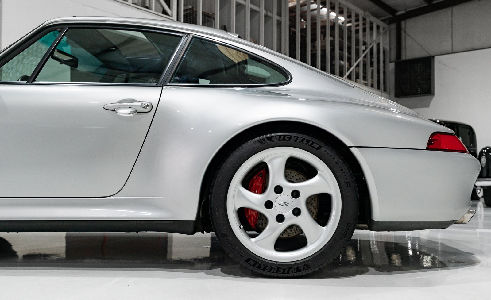 1997 Porsche 911 / 993 Carrera - CARRERA 4S SUNROOF COUPE (ONE OWNER, SIX-SPEED MANUAL) ONE OWNER, SIX-SPEED MANUAL, foto 12