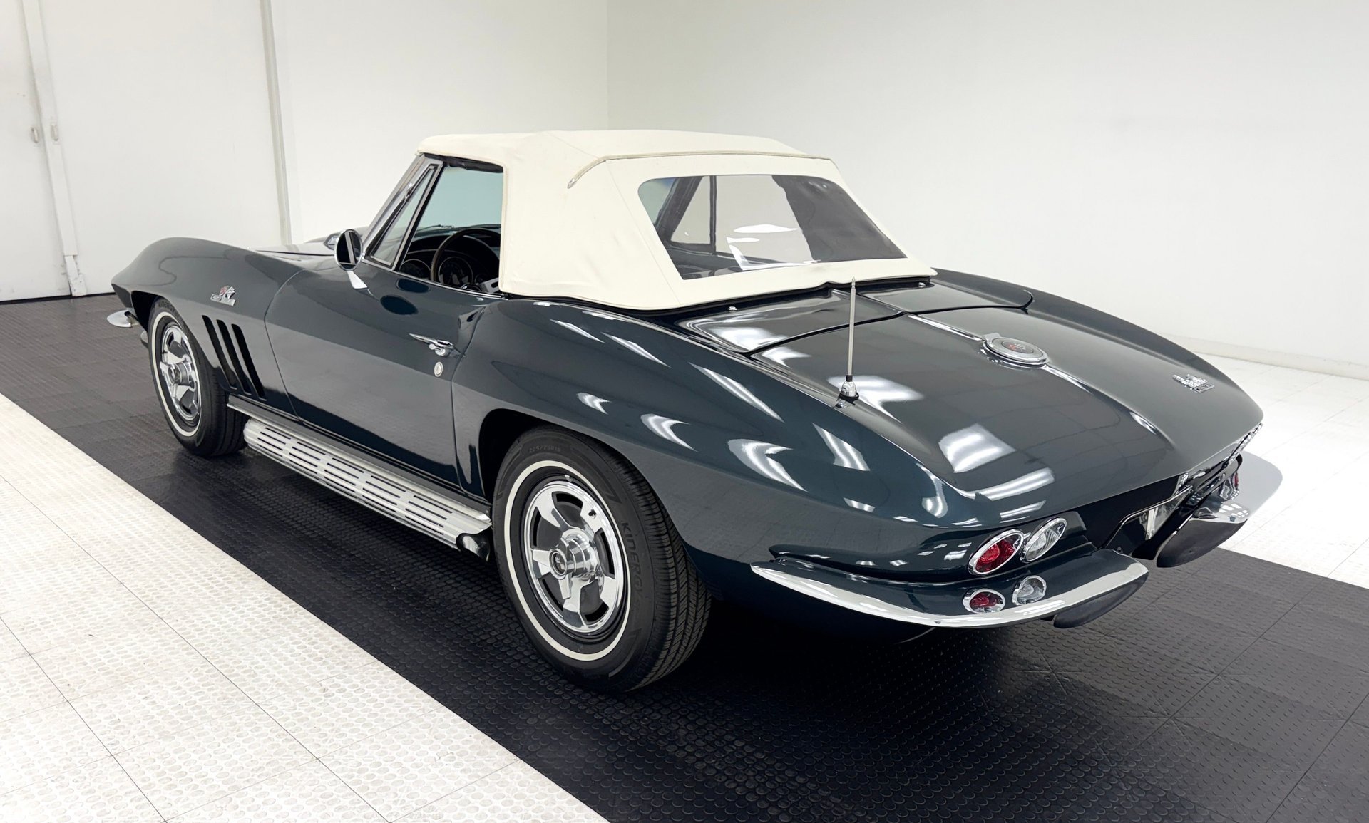 1966 Chevrolet Corvette - Convertible, foto 8