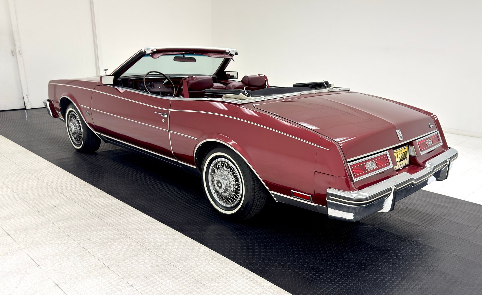 1982 Buick Riviera - Convertible, foto 6