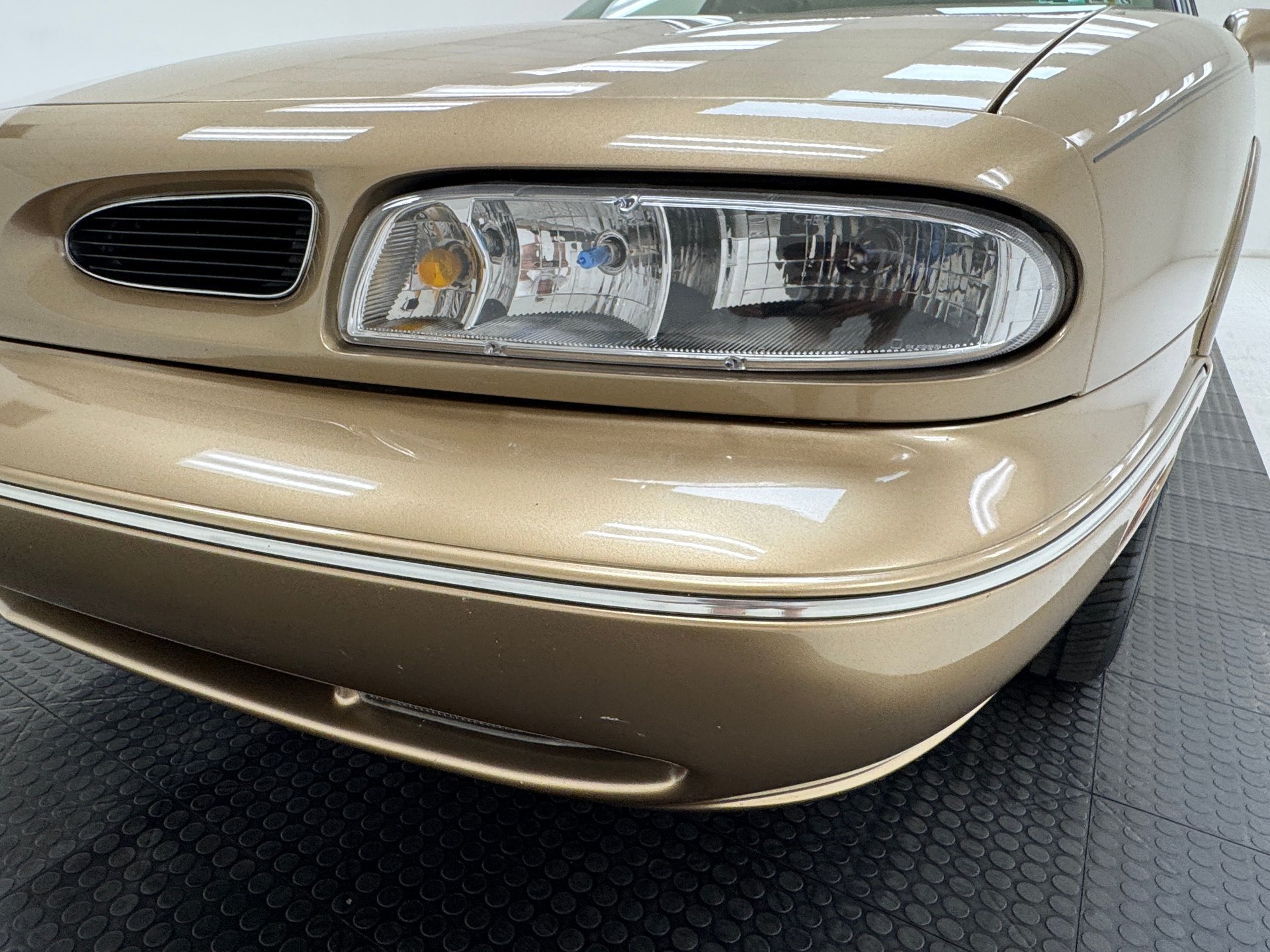 1998 Oldsmobile LSS - 4 Door Sedan, foto 10