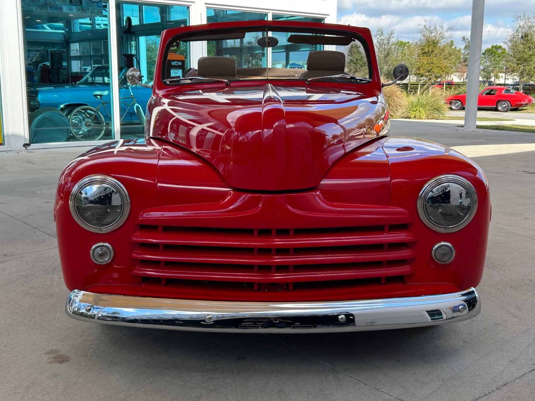 1947 Ford Super Deluxe, foto 2