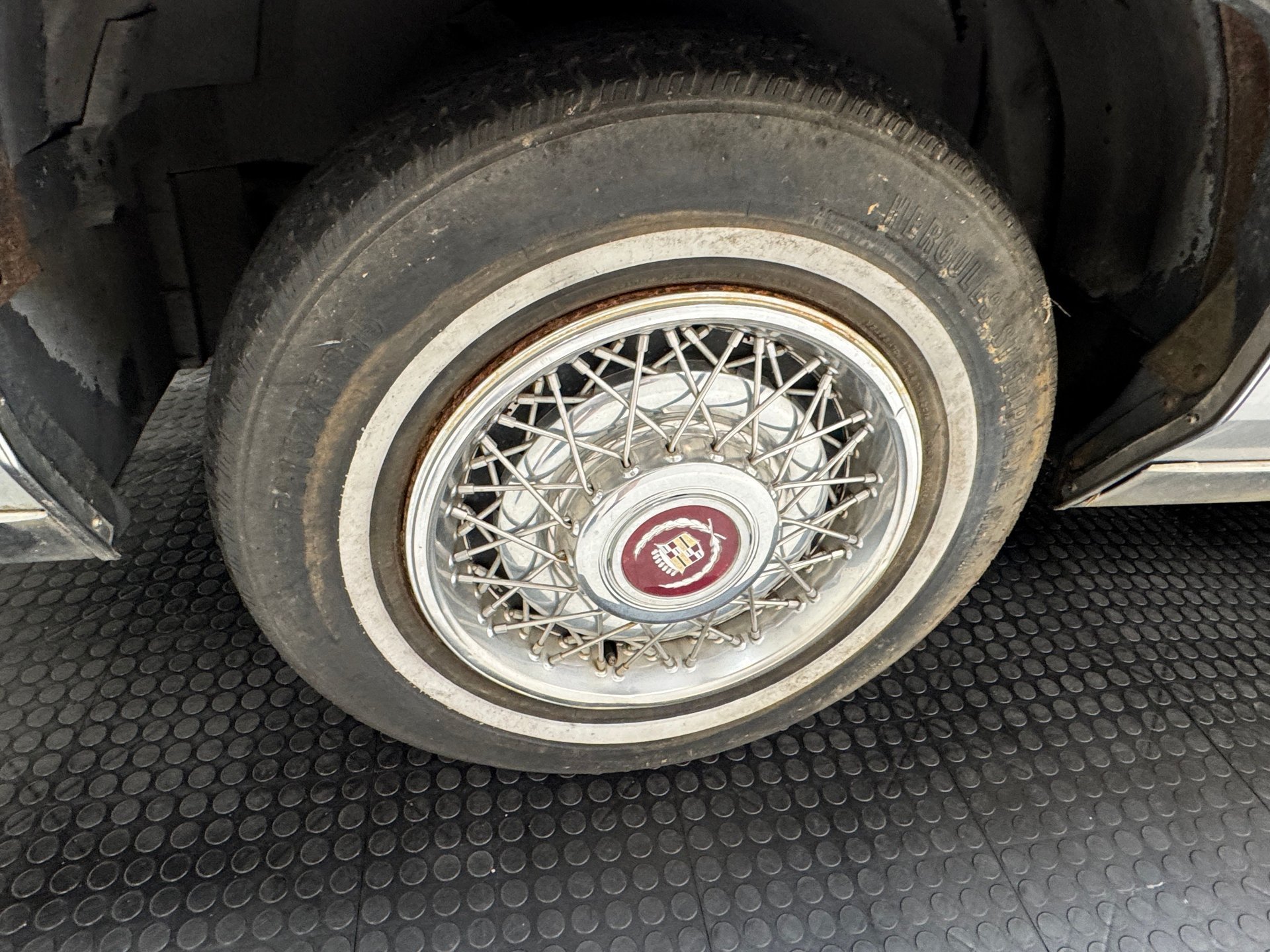 1989 Cadillac Fleetwood - 4 Door Sedan, foto 12