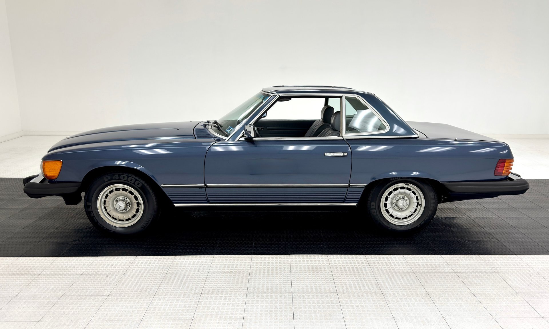 1984 Mercedes-Benz SL - Convertible, foto 4