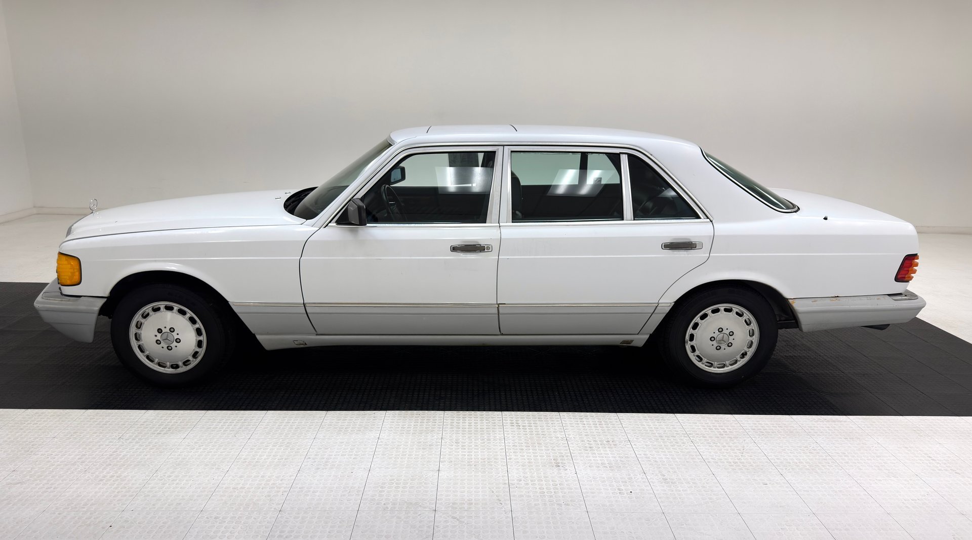 1991 Mercedes-Benz S-Class - 4 Door Sedan, foto 2