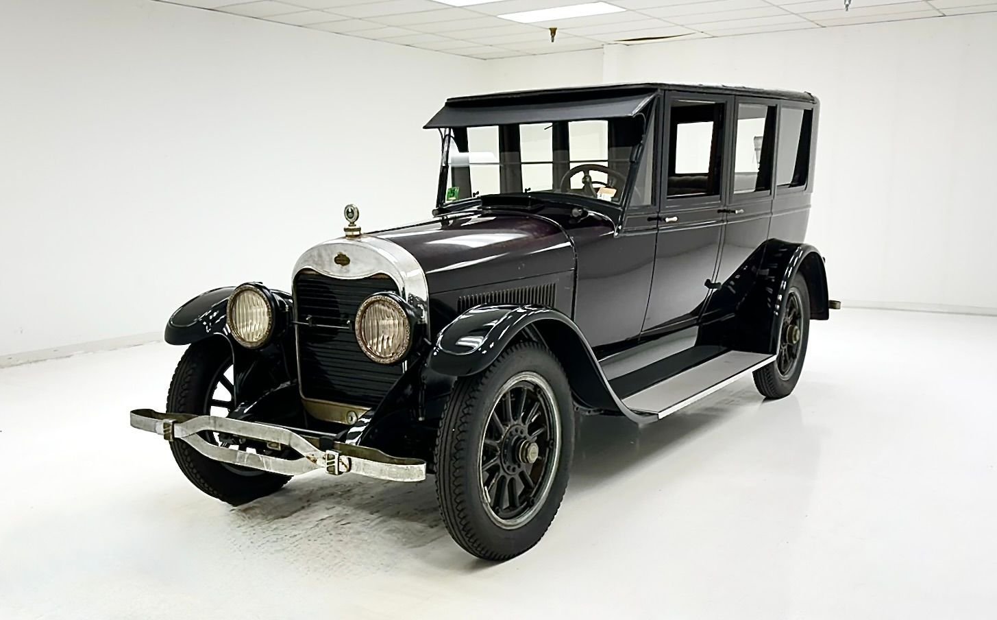 1922 Lincoln Model 117 - Brunn Sedan, foto 1
