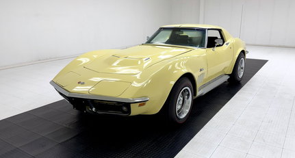 1969 Chevrolet Corvette - Coupe