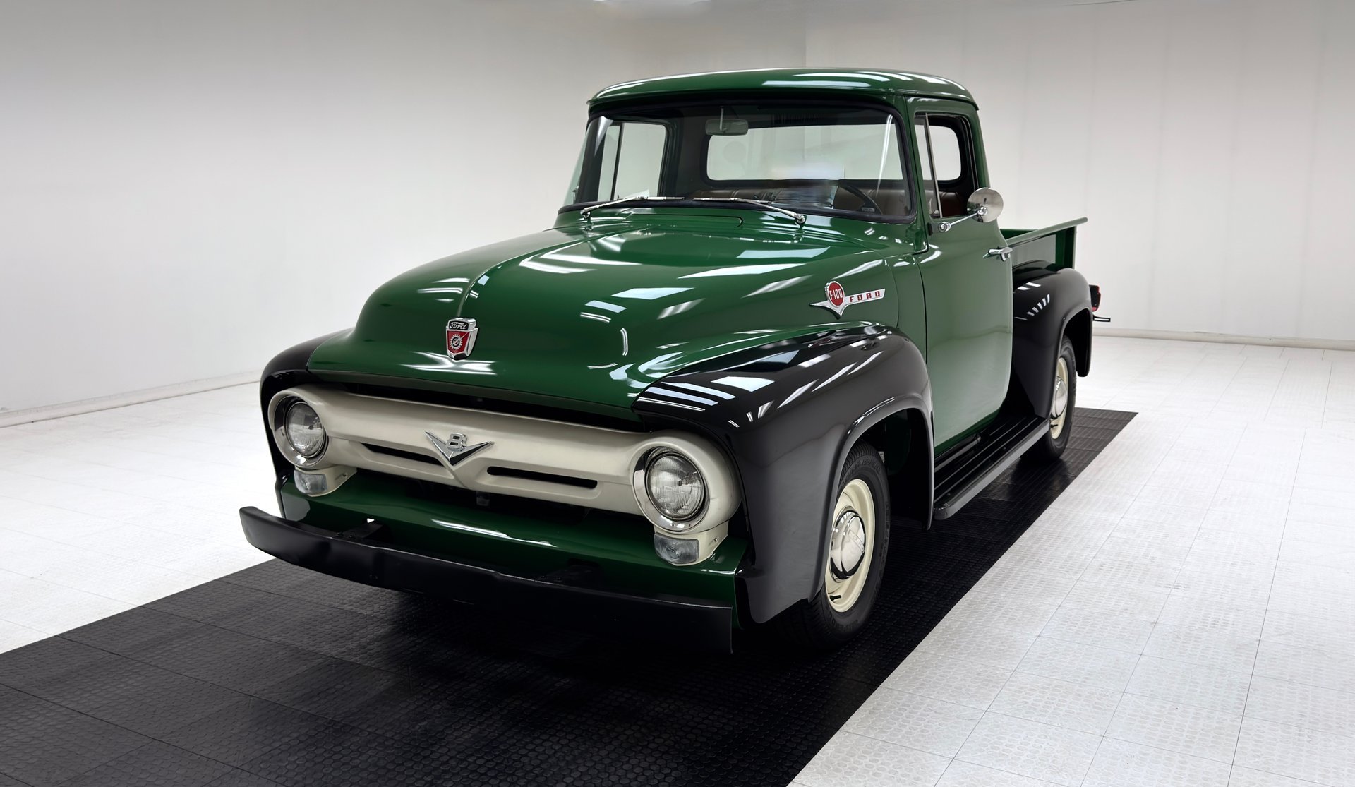 1956 Ford F 100 - Pickup, foto 1