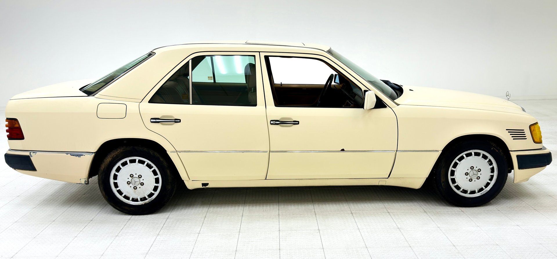 1993 Mercedes-Benz E-Class - 2.5 Turbo Sedan, foto 6