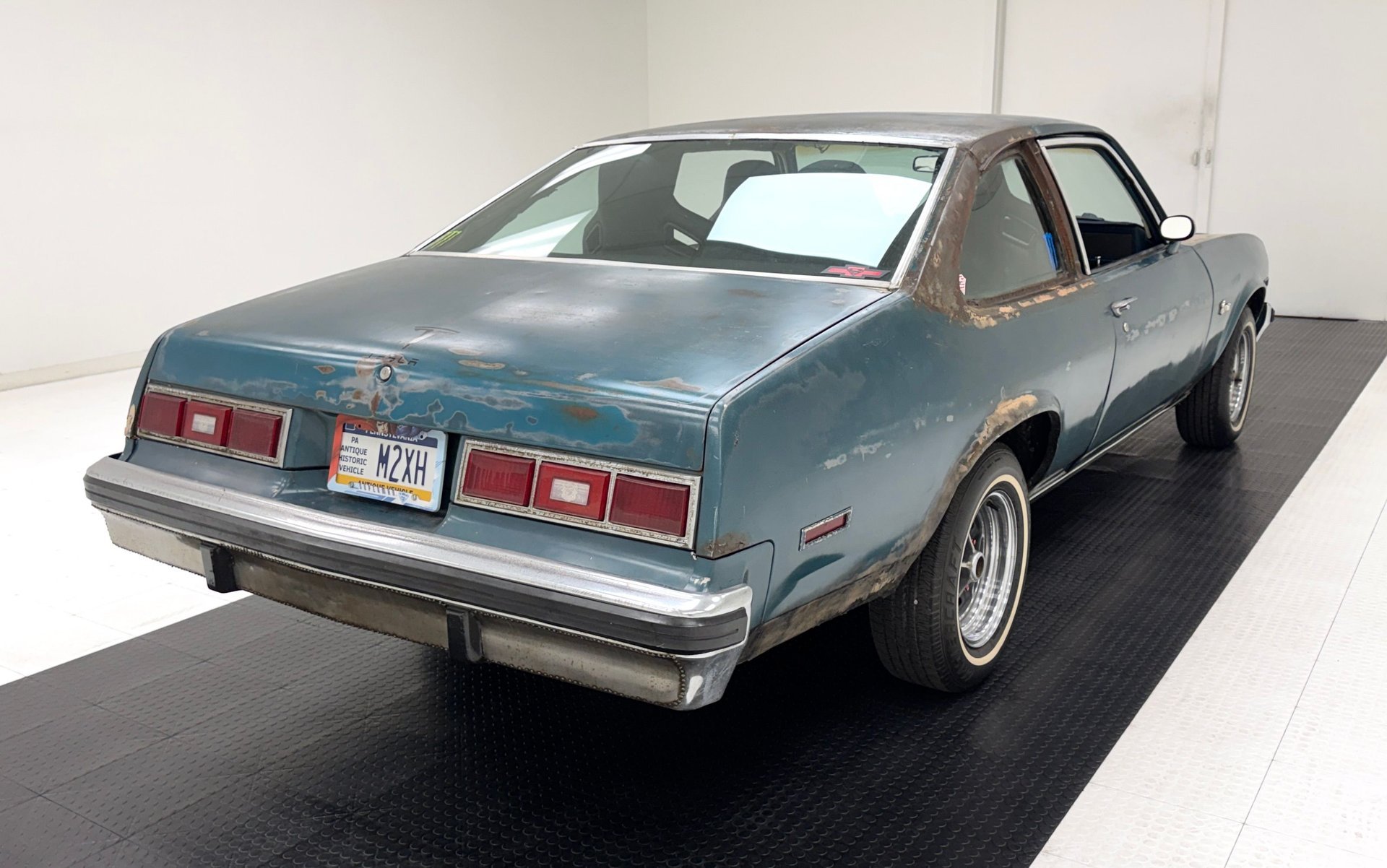 1977 Chevrolet Nova - Concours 2 Door Sedan, foto 5
