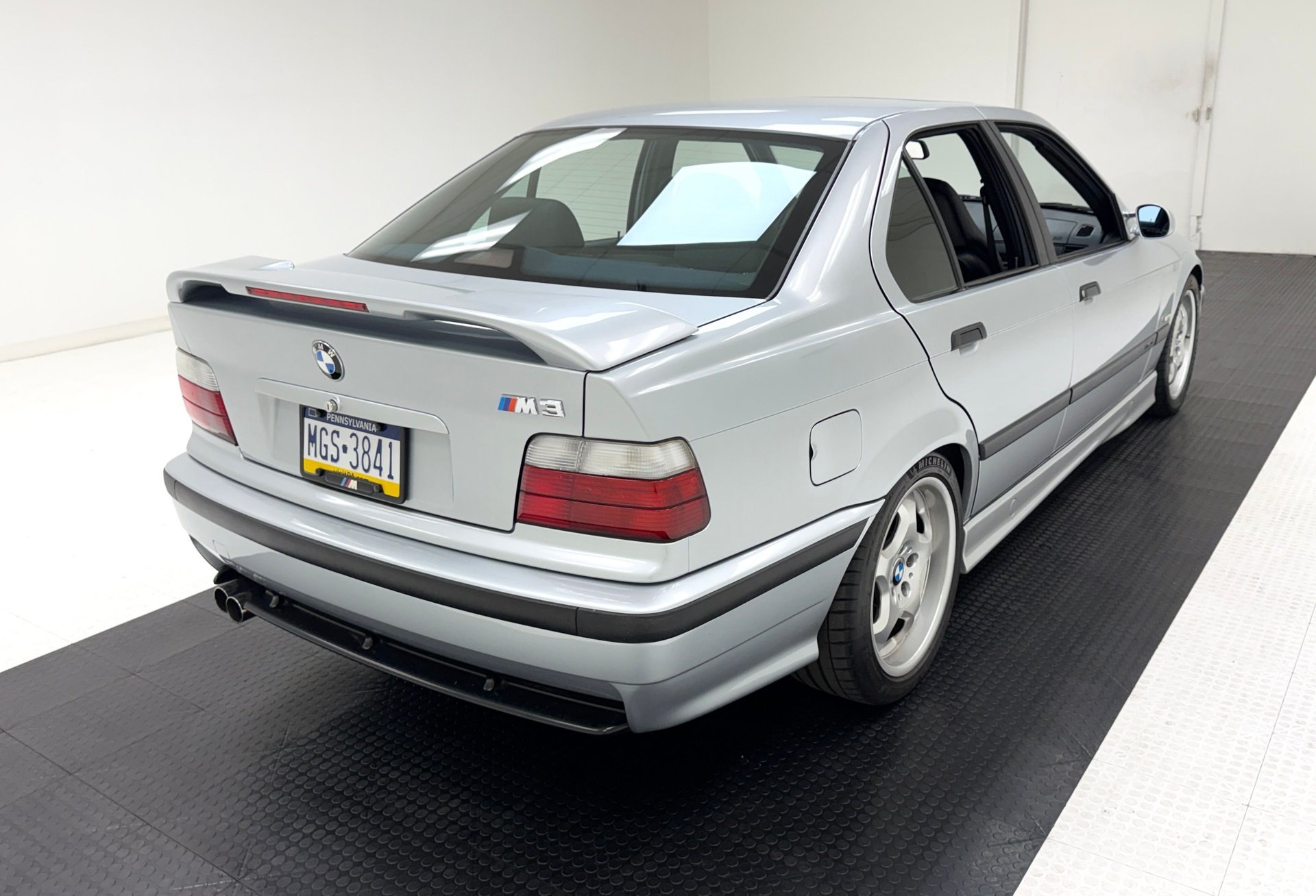 1998 BMW M3 - 4 Door Sedan, foto 5