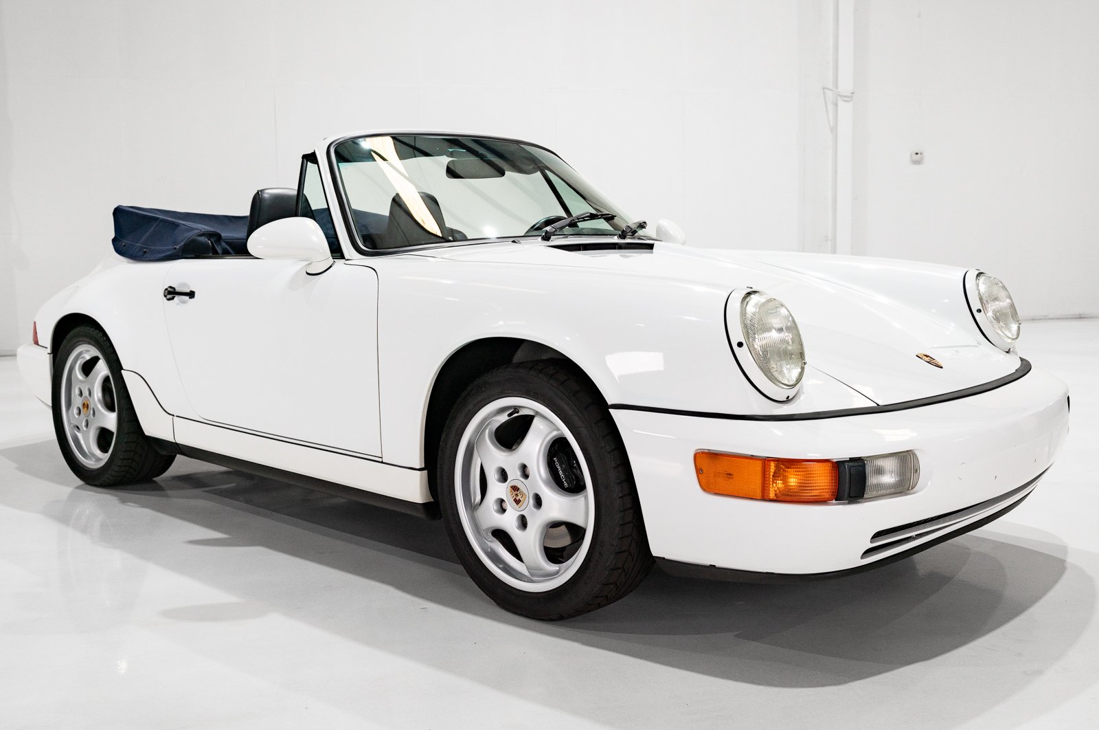 1993 Porsche 911 / 964 Carrera - CARRERA 2 CABRIOLET (FIVE-SPEED MANUAL) FIVE-SPEED MANUAL, foto 7