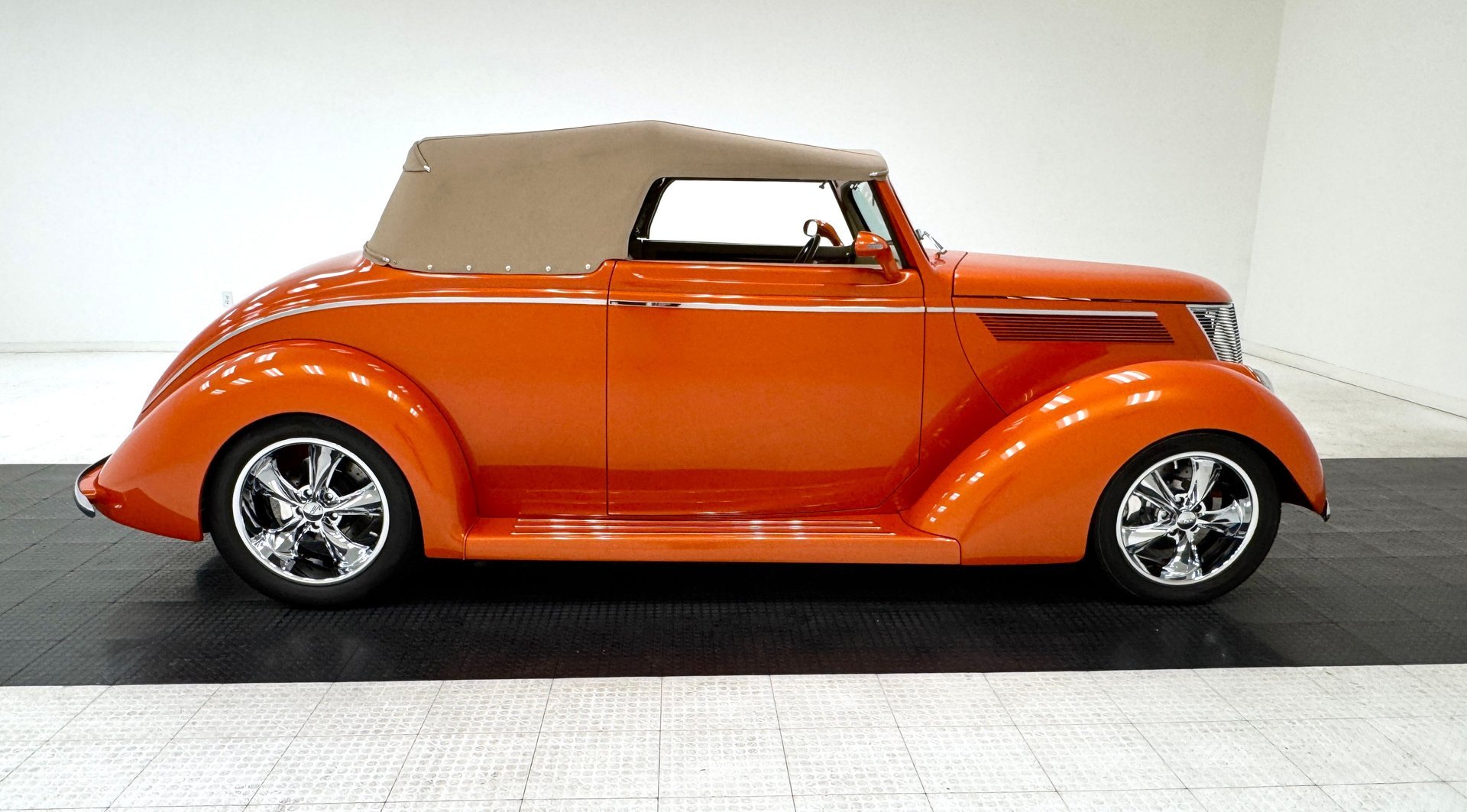1937 Ford Model 85 - Cabriolet, foto 6