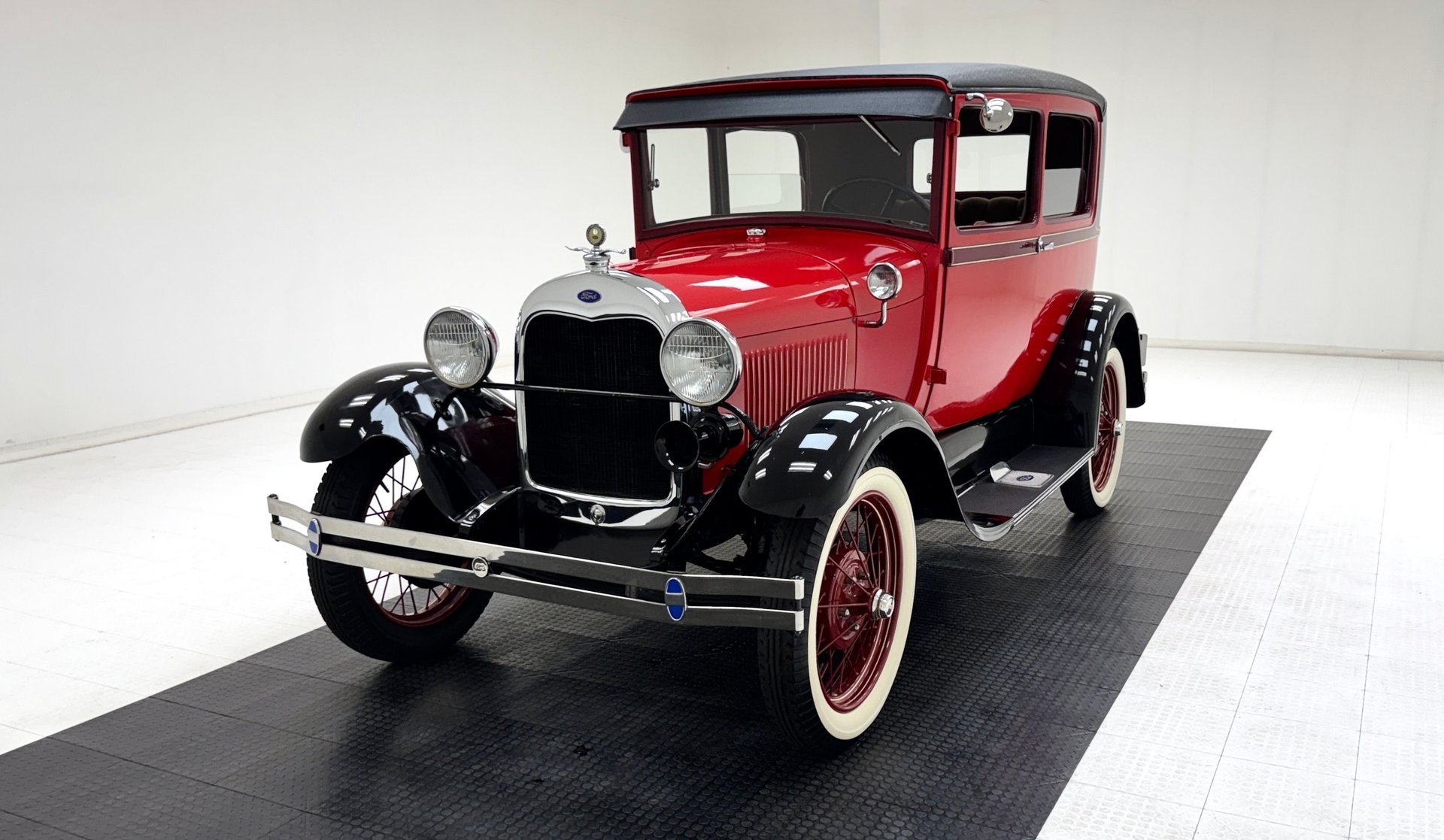 1929 Ford Model A - Tudor Sedan, foto 1