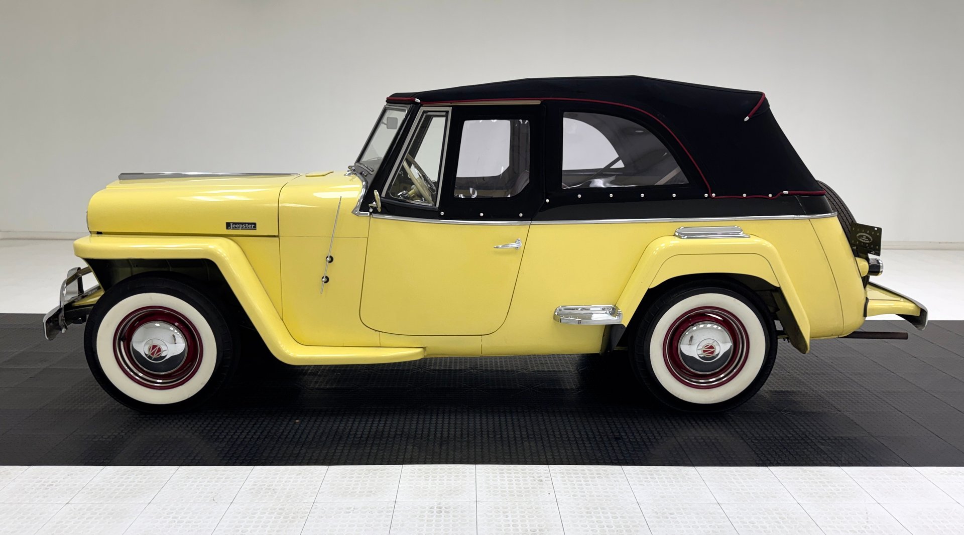 1948 Willys Jeepster, foto 3