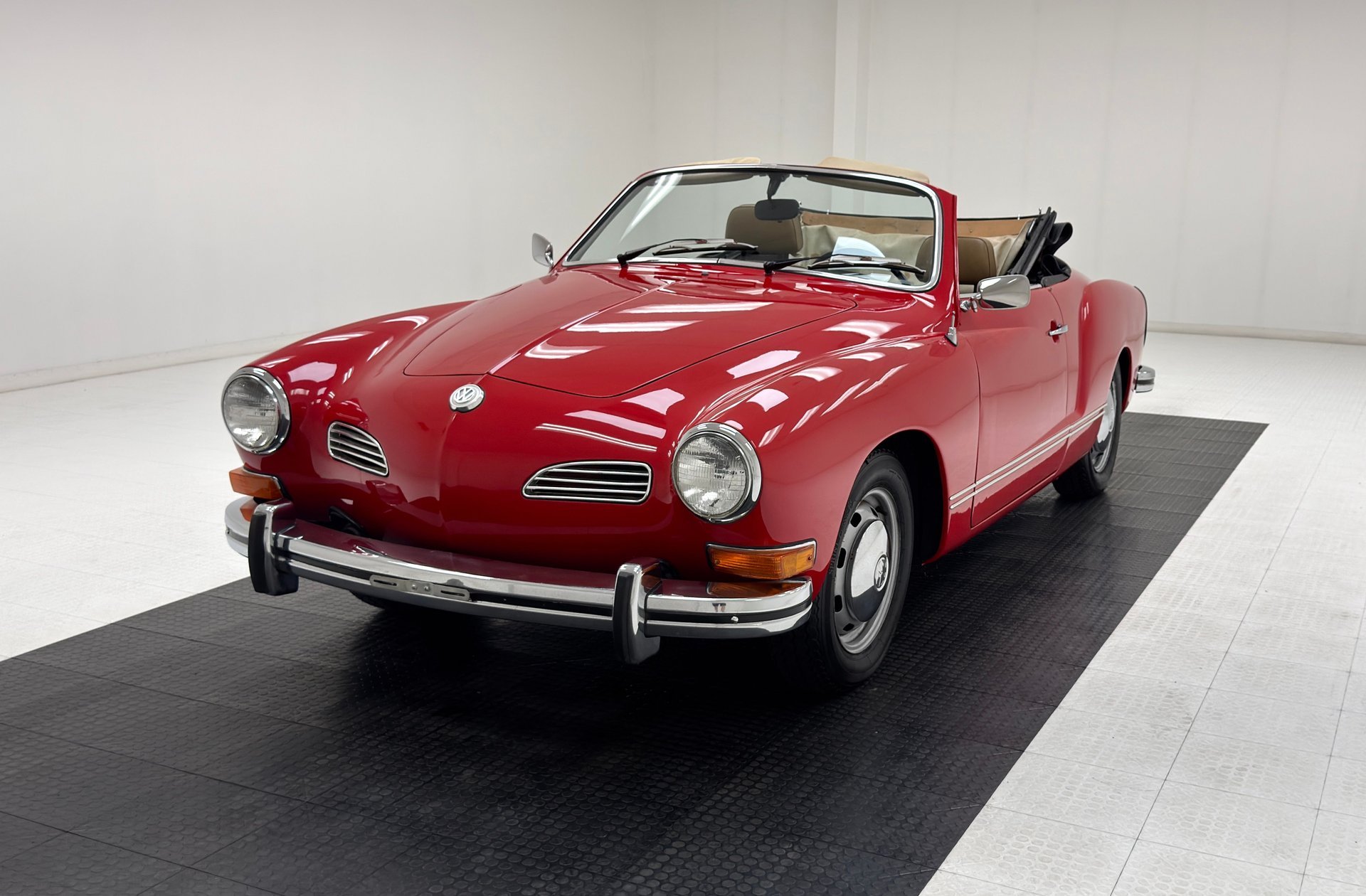 1973 VW Karmann Ghia - Convertible, foto 2