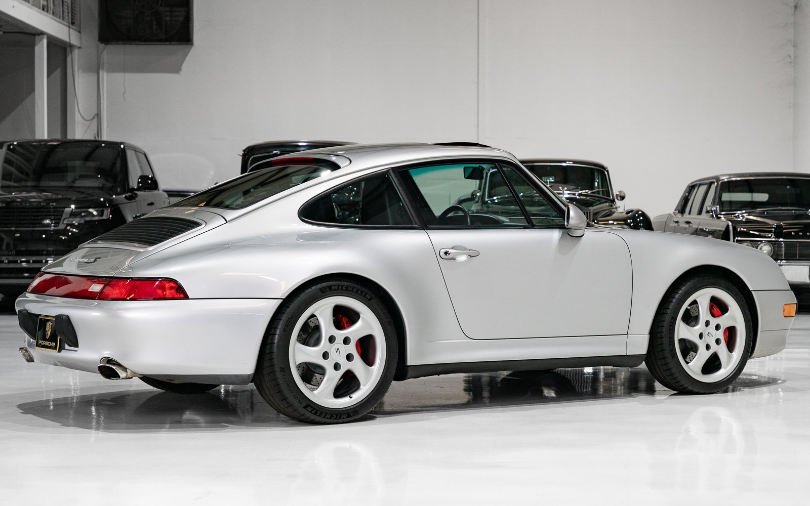 1997 Porsche 911 / 993 Carrera - CARRERA 4S SUNROOF COUPE (ONE OWNER, SIX-SPEED MANUAL) ONE OWNER, SIX-SPEED MANUAL, foto 6