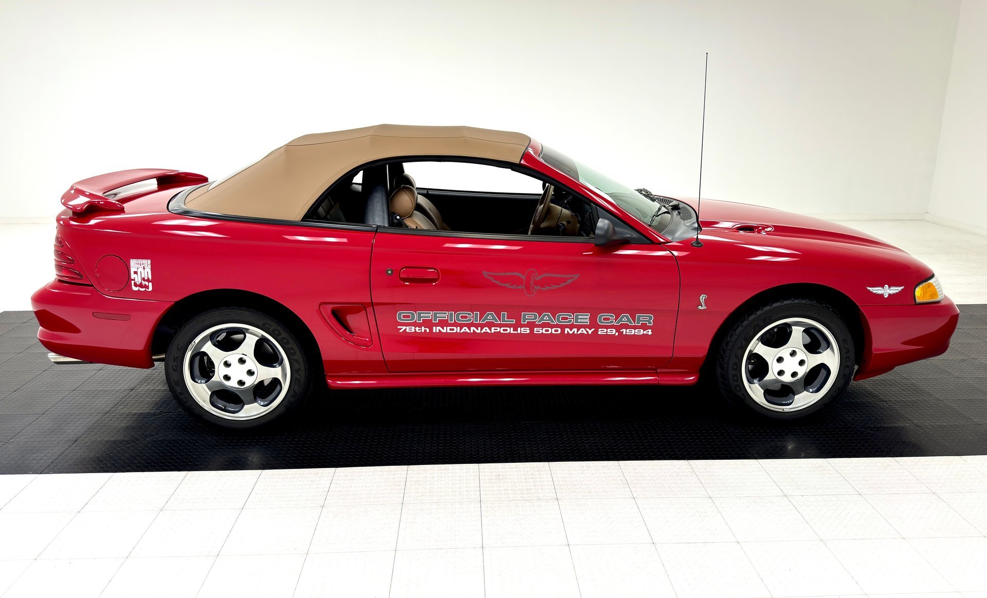 1994 Ford Mustang - Cobra Convertible Pace Car, foto 9