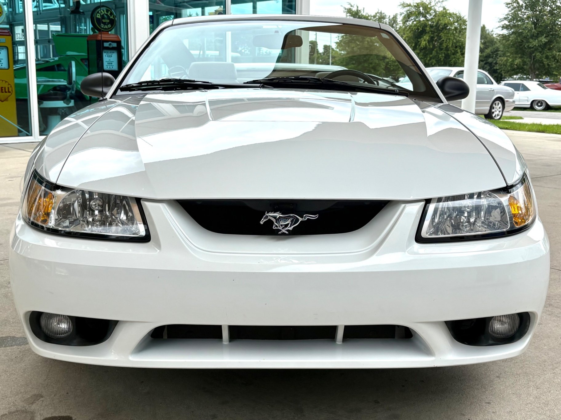 1999 Ford Mustang, foto 2