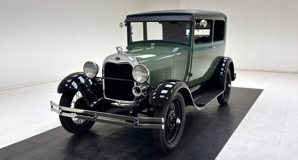 1929 Ford Model A - Tudor Sedan